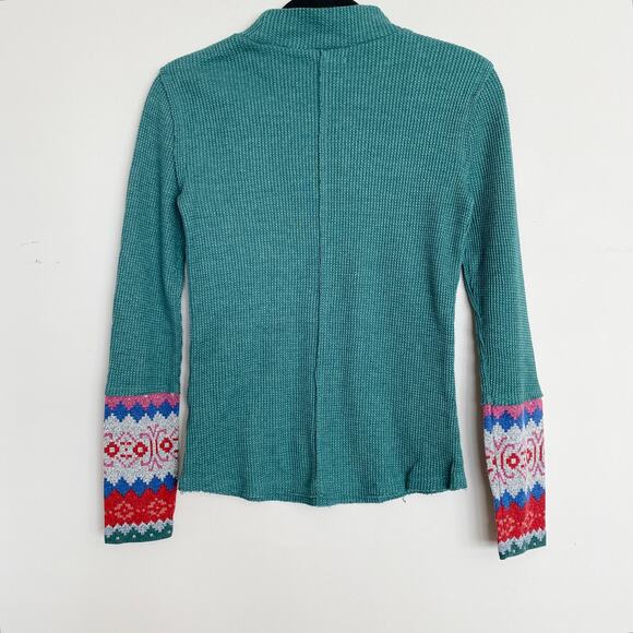 Maurices Waffle Mock Neck Fair Isle Cuff Mixer Tee - Size XS - Picture 3 of 6